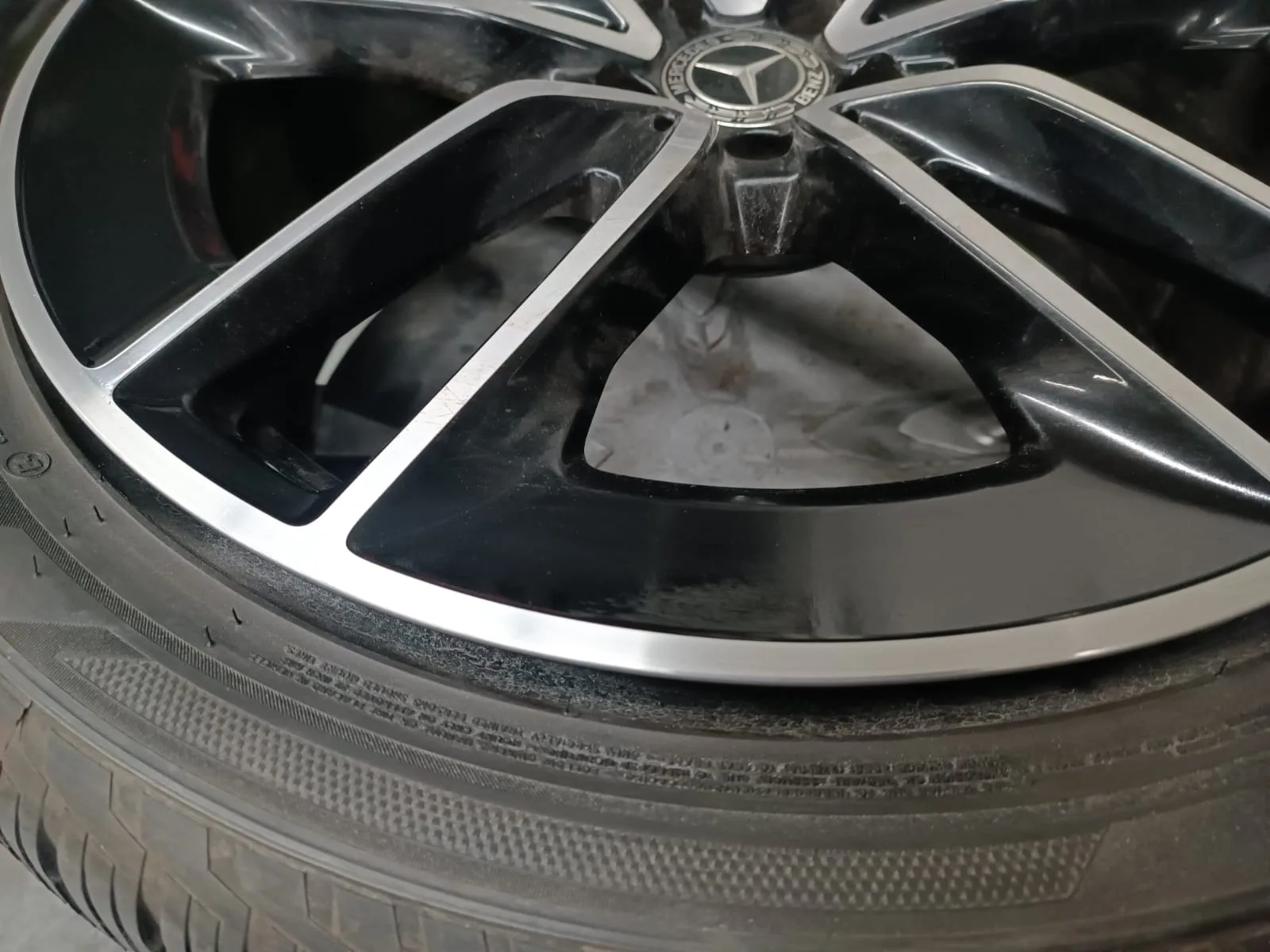 AMG Felge Nachher – Perfekt reparierter Felgenrand – wie neu